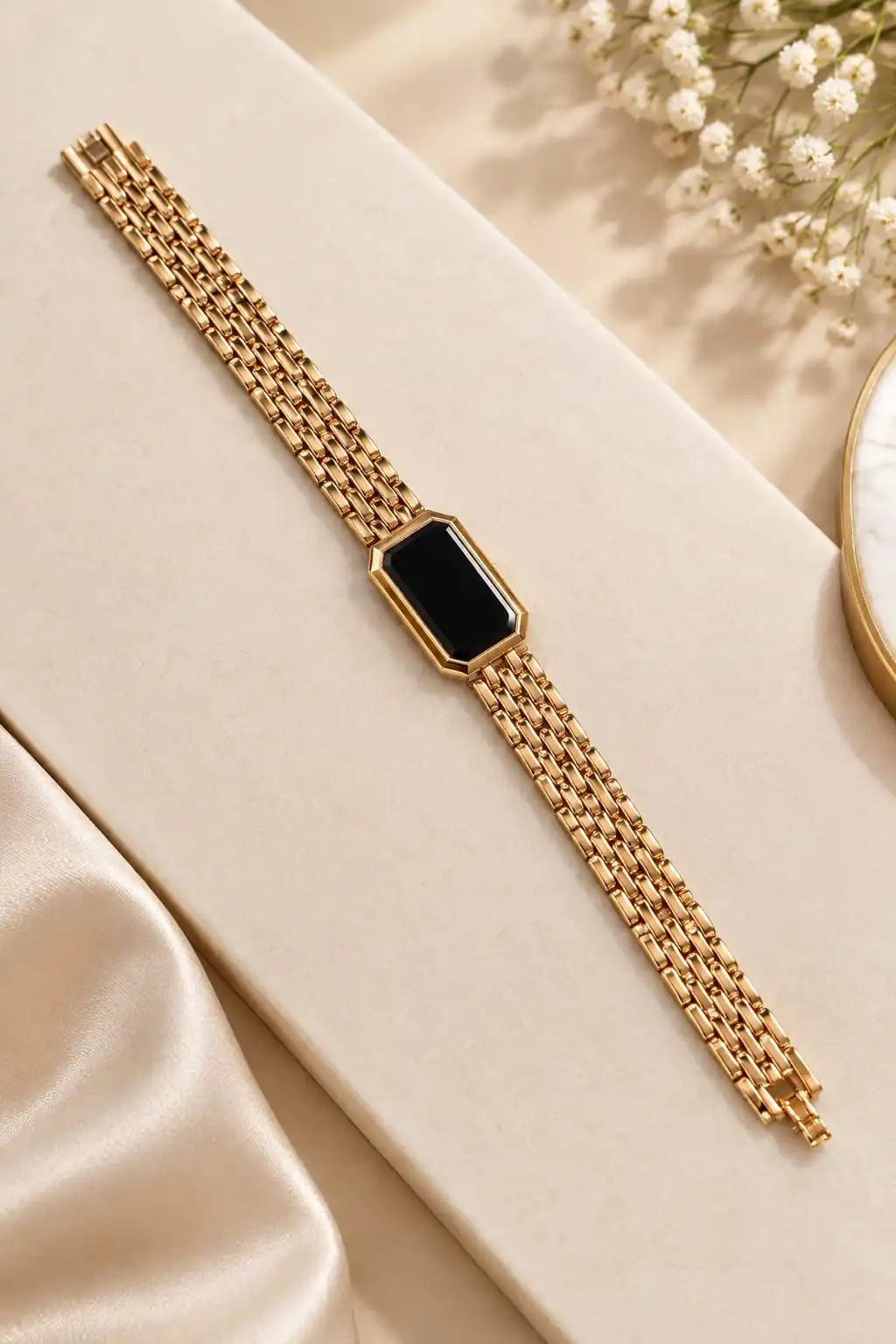 Anti-Tarnish Golden Bracelet For Men. 1
